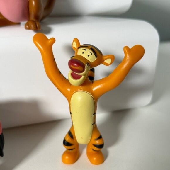 Winnie the Pooh And Friends PVC Set of 6 Collection Cake Toppers - Picture 4 of 15